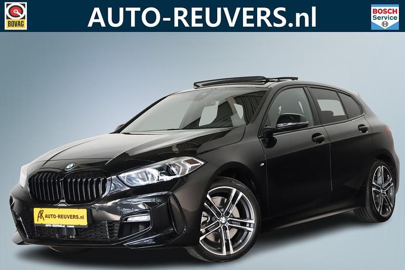 Zwart Gebruikt 2024 BMW 120 M Sport Hatchback | € 35.900 (Eerlijke prijs) - Afbeelding 1/4