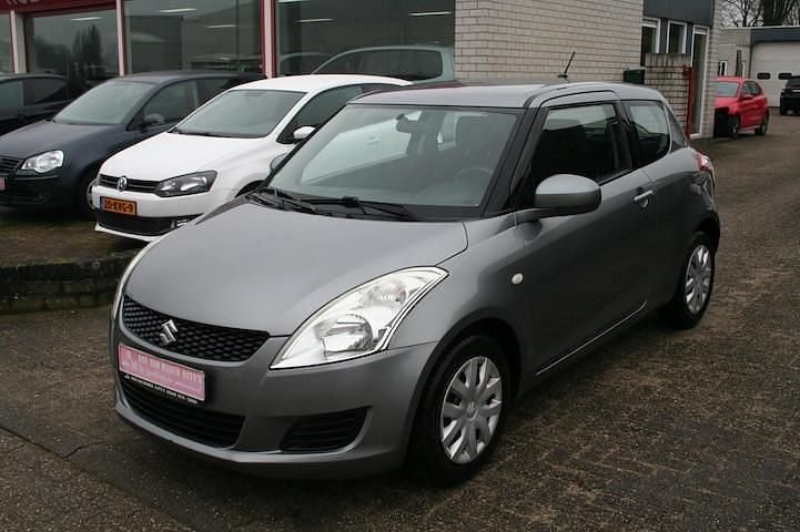 Occasion Suzuki Swift 94 PK (69 kW) 2011 Grijs (metallic) Hatchback