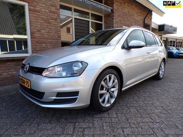 Grijs, metallic lak Gebruikt 2014 VW Golf VII Comfortline Stationwagen | € 7.950 (Eerlijke prijs) - Afbeelding 1/4