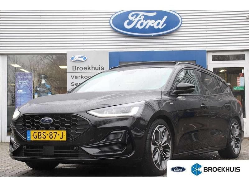 Zwart Occasion 2024 Ford Focus ST-Line X Stationwagen | € 28.900 (Eerlijke prijs) - Afbeelding 1/4