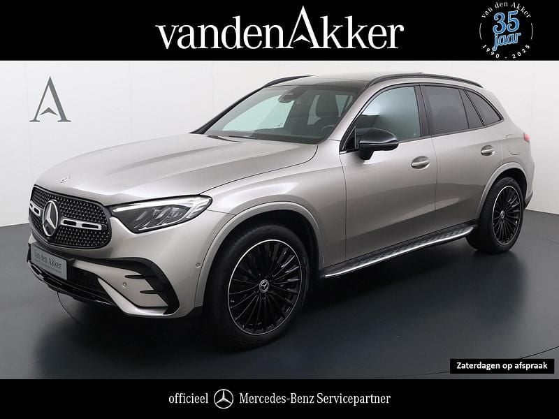 Grijs Occasion 2023 Mercedes GLC400d AMG line SUV | € 65.900 (Eerlijke prijs) - Afbeelding 1/4