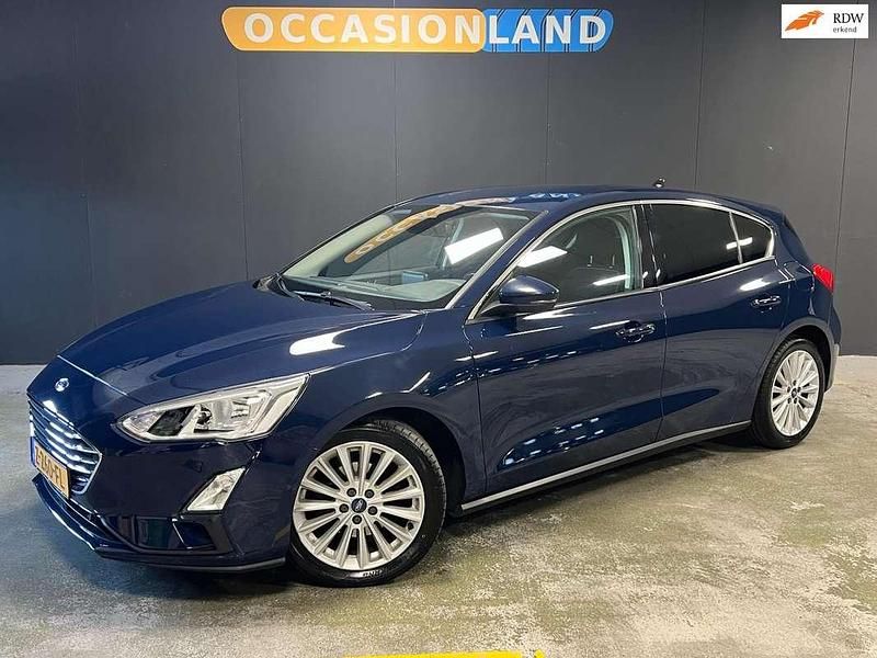 Blauw Gebruikt 2018 Ford Focus Business Edition Hatchback | € 10.950 (Goede deal) - Afbeelding 1/4