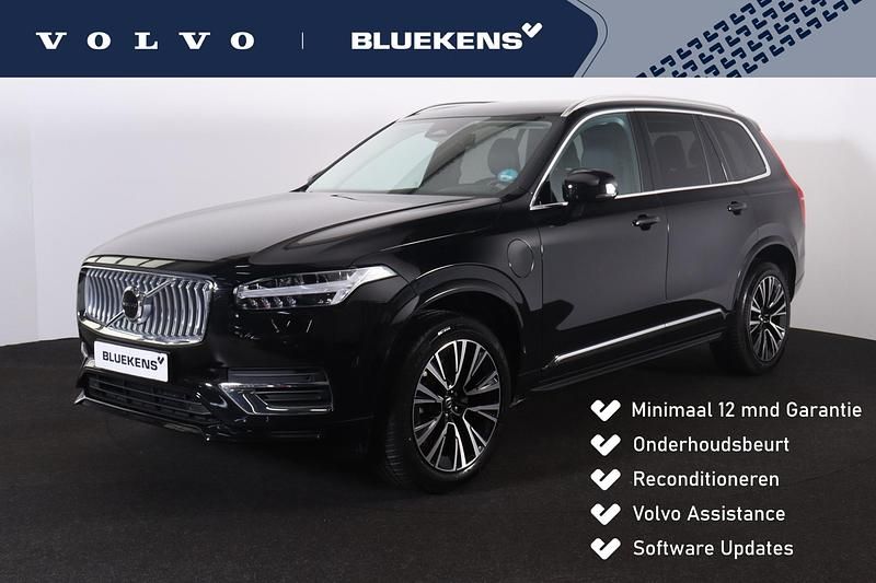 Zwart Gebruikt 2024 Volvo XC90 Core SUV | € 59.900 - Afbeelding 1/4
