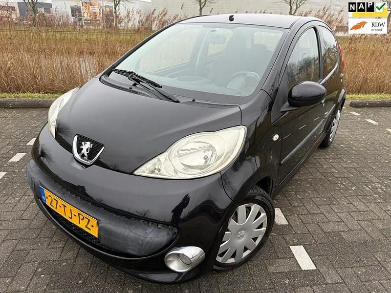 Occasion Peugeot 107 68 PK (50 kW) 2006 Zwart Hatchback