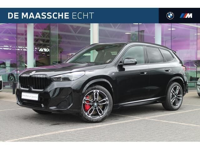 Zwart Gebruikt 2025 BMW X1 Comfort Edition SUV | € 59.950 - Afbeelding 1/4