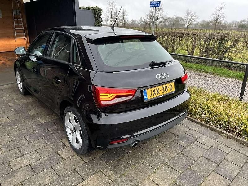 Occasion Audi A1 Sportback Design 95 PK (69 kW) 2015 Zwart Hatchback