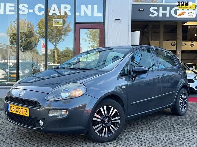 Grijs Gebruikt 2012 Fiat Punto Evo Easy Hatchback | € 3.499 (Eerlijke prijs) - Afbeelding 1/4