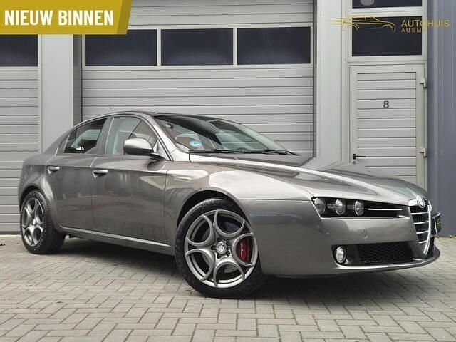 Grijs Gebruikt 2007 Alfa Romeo 159 Sedan | € 11.495 (Duur) - Afbeelding 1/4