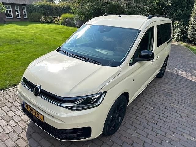 Geel Gebruikt 2022 VW Caddy Maxi Edition MPV | € 22.950 (Eerlijke prijs) - Afbeelding 1/4