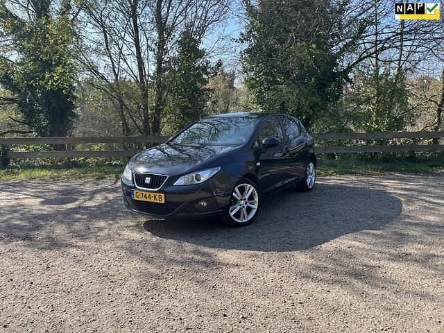 Zwart Gebruikt 2009 Seat Ibiza Reference Hatchback | € 4.950 (Iets duurder) - Afbeelding 1/4