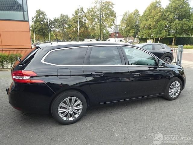 Occasion Peugeot 308 SW Premium 131 PK (96 kW) 2020 Zwart Stationwagen