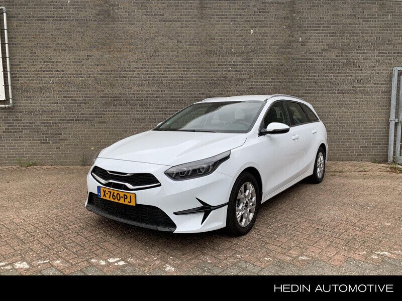 Wit Gebruikt 2024 Kia Ceed Stationwagen | € 22.945 (Goede deal) - Afbeelding 1/4
