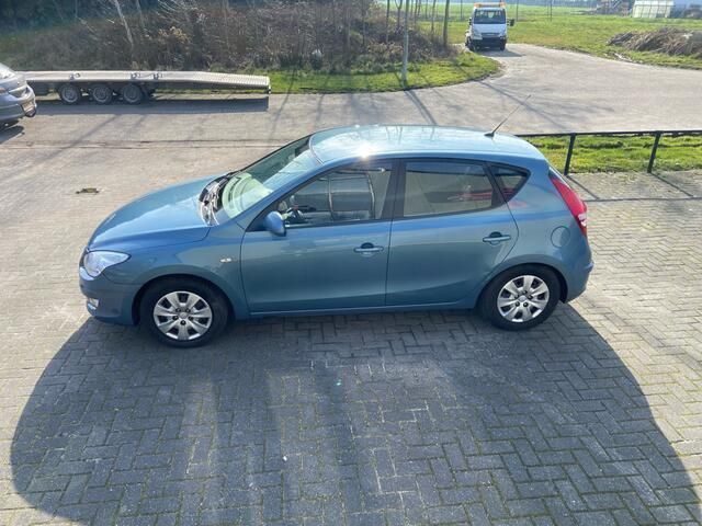 Occasion Hyundai i30 Dynamiq 122 PK (89 kW) 2008 Blauw Hatchback