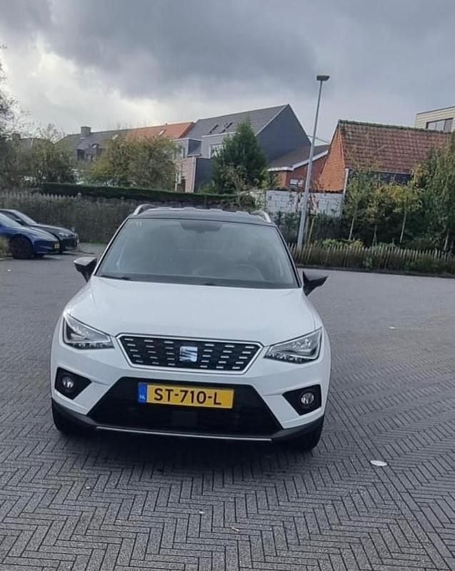 Gebruikt 2018 Seat Arona XCELLENCE SUV | € 12.000 (Goede deal) - Afbeelding 1/4