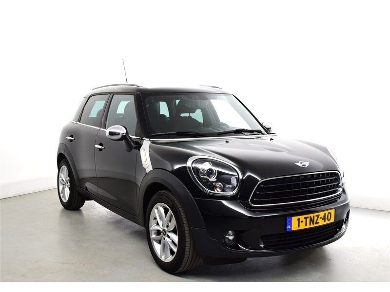 Zwart Gebruikt 2014 Mini One Countryman SUV | € 11.945 (Iets duurder) - Afbeelding 1/4