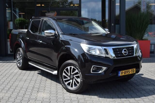Zwart Gebruikt 2018 Nissan Navara Pickup | € 17.999 - Afbeelding 1/4