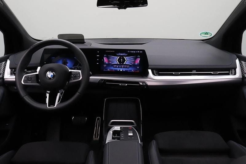 Occasion BMW 223 Active Tourer Sport Line 204 PK (150 kW) 2024 Zwart MPV