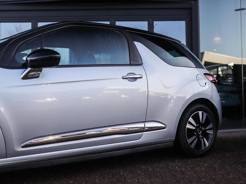 Occasion DS Automobiles DS3 So Chic 82 PK (60 kW) 2016 Grijs Hatchback