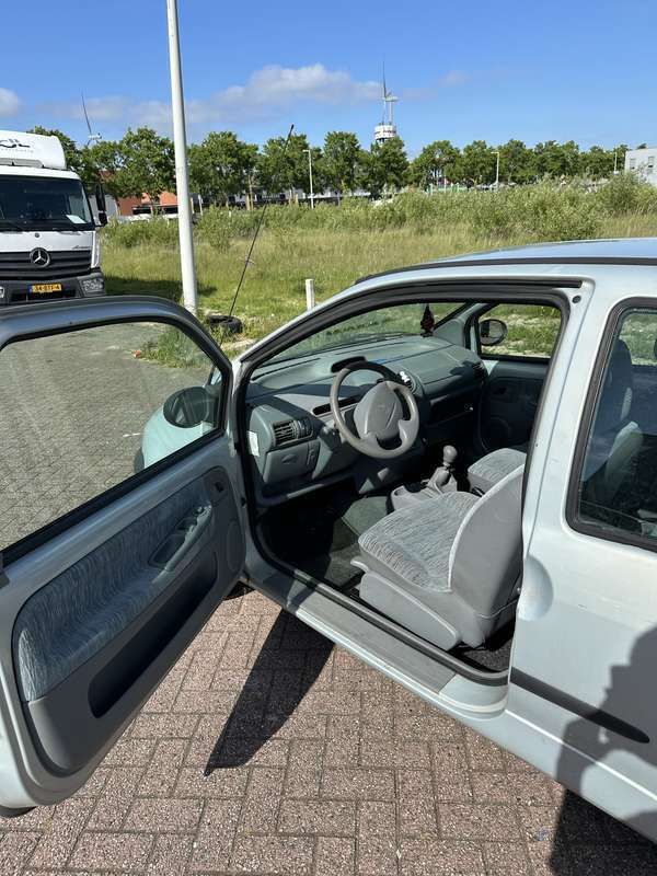 Gebruikt 2005 Renault Twingo Hatchback | € 1.500 (Eerlijke prijs) - Afbeelding 1/4