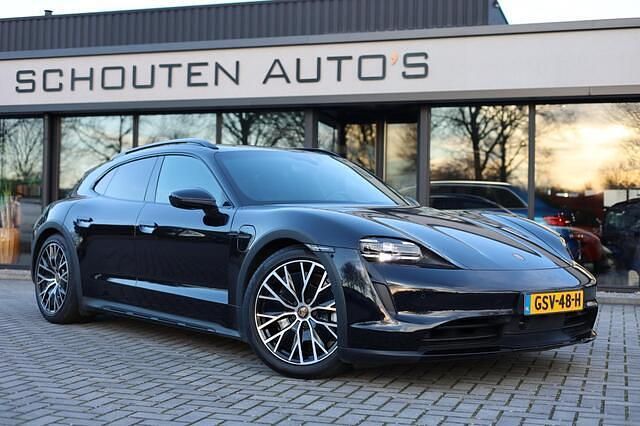 Zwart Gebruikt 2022 Porsche Taycan Cross Turismo SUV | € 69.850 (Iets duurder) - Afbeelding 1/4