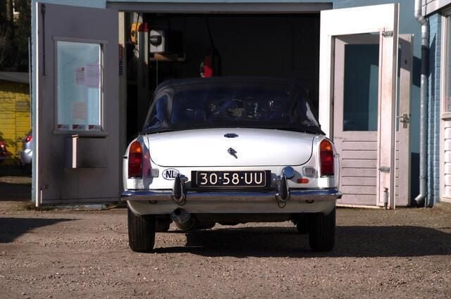 Occasion MG B 95 PK (69 kW) 1972 Wit Cabriolet