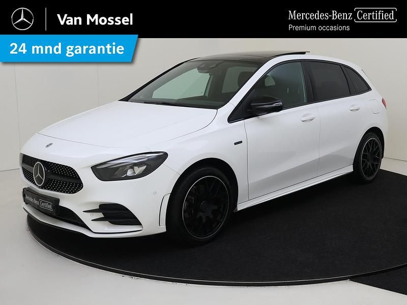 Wit Gebruikt 2021 Mercedes B250 Premium Plus MPV | € 30.945 (Eerlijke prijs) - Afbeelding 1/4