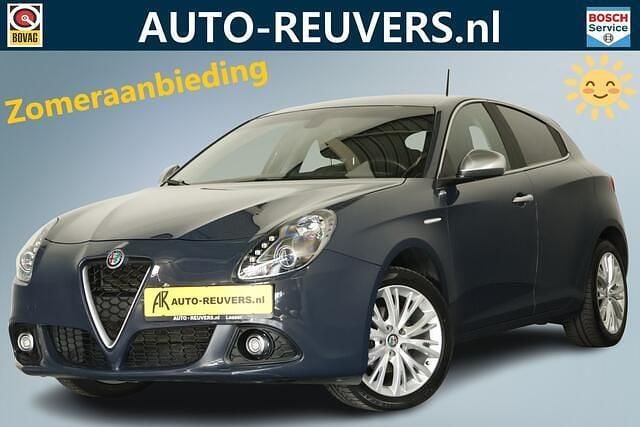 Grijs Gebruikt 2016 Alfa Romeo Giulietta Super Hatchback | € 14.900 (Iets duurder) - Afbeelding 1/4
