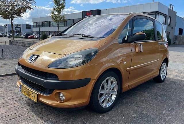 Oranje Gebruikt 2005 Peugeot 1007 Hatchback | € 2.449 (Iets duurder) - Afbeelding 1/4