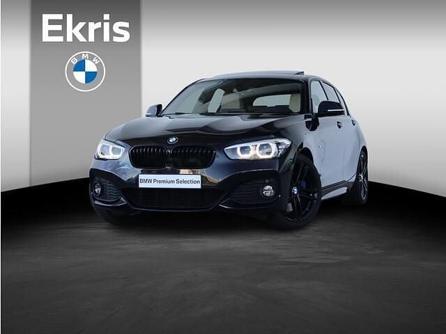 Zwart Gebruikt 2019 BMW 120 Executive Hatchback | € 25.950 (Eerlijke prijs) - Afbeelding 1/4