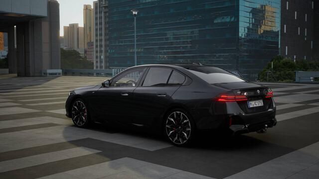 Nieuw BMW i5 Comfort Edition 250 kW (340 PK) 2025 Grijs Sedan