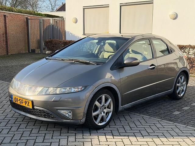 Occasion Honda Civic Executive 140 PK (102 kW) 2005 Grijs (metallic) Hatchback
