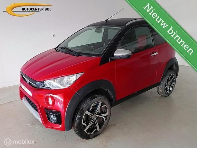 Rood Gebruikt 2021 Aixam Crossline Evo Hatchback | € 11.950 - Afbeelding 1/4