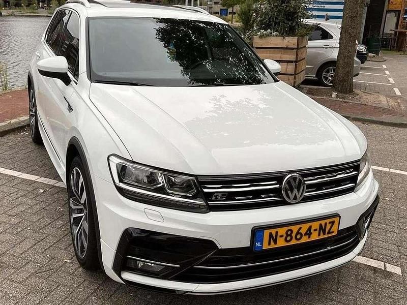 Wit Gebruikt 2018 VW Tiguan R-line SUV | € 22.999 (Super prijs) - Afbeelding 1/4