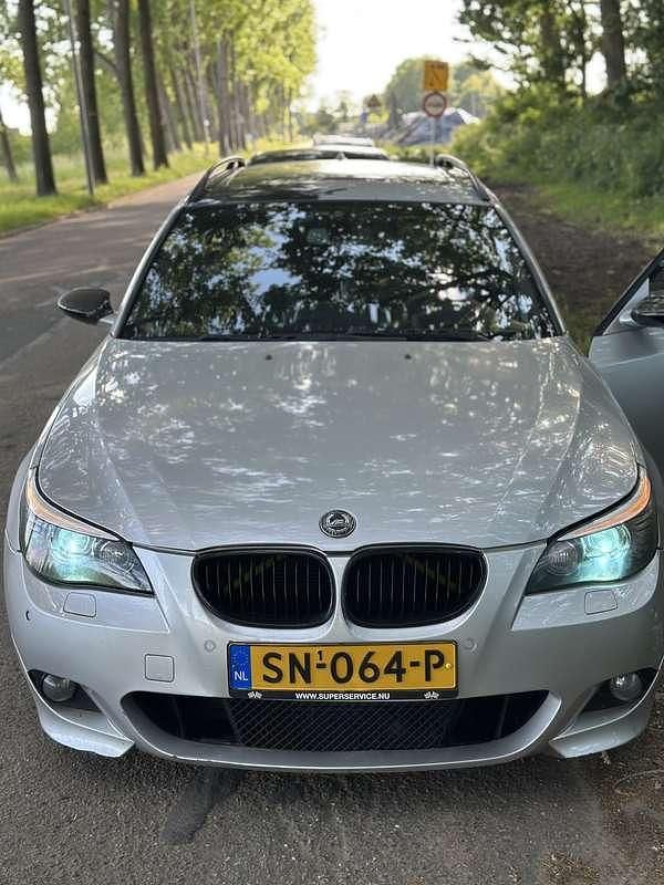 Gebruikt 2005 BMW 535 Stationwagen | € 5.500 - Afbeelding 1/4