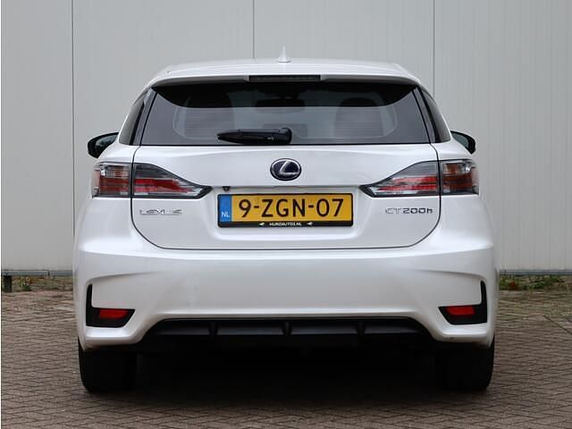 Occasion Lexus CT200h Business Edition 136 PK (100 kW) 2014 Wit Hatchback
