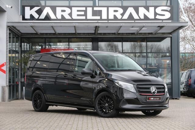 Zwart Nieuw 2024 Mercedes Vito MPV | € 62.950 - Afbeelding 1/4