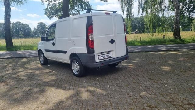 Occasion Fiat Doblò 103 PK (75 kW) 2008 Wit MPV