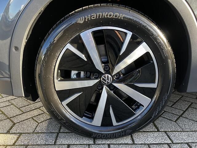 Nieuw VW Tiguan Edition 204 PK (150 kW) 2025 Grijs SUV