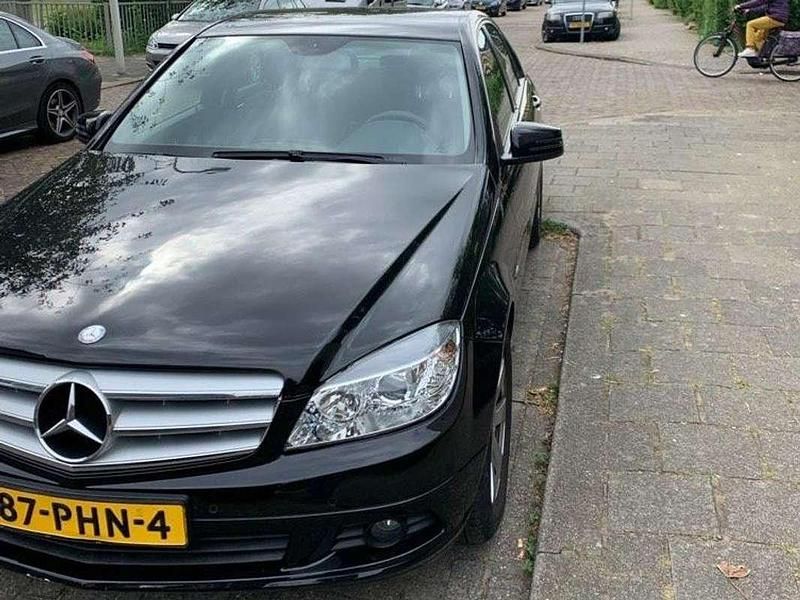 Occasion Mercedes C180 156 PK (114 kW) 2011 Zwart Sedan