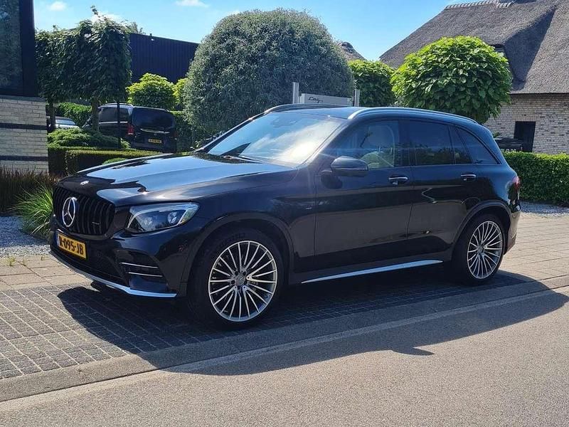 Zwart Gebruikt 2017 Mercedes GLC43 AMG AMG Stationwagen | € 39.450 (Eerlijke prijs) - Afbeelding 1/4