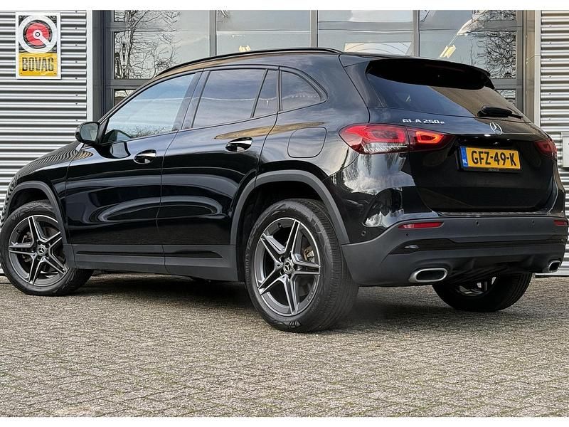Occasion Mercedes GLA250 Business 218 PK (160 kW) 2022 Zwart SUV