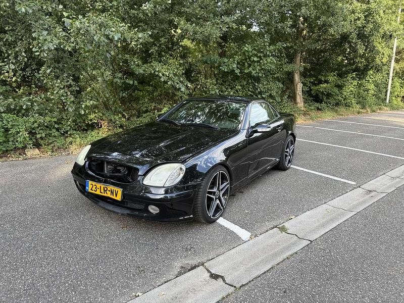 Zwart Gebruikt 2003 Mercedes SLK200 Edition Cabriolet | € 4.500 (Super prijs) - Afbeelding 1/4