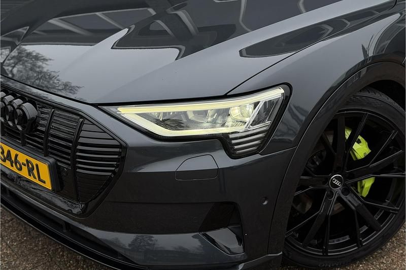 Occasion Audi e-tron 230 kW (313 PK) 2020 Grijs (metallic) SUV