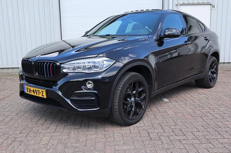 Zwart (metallic) Gebruikt 2016 BMW X6 Executive SUV | € 33.945 (Super prijs) - Afbeelding 1/4