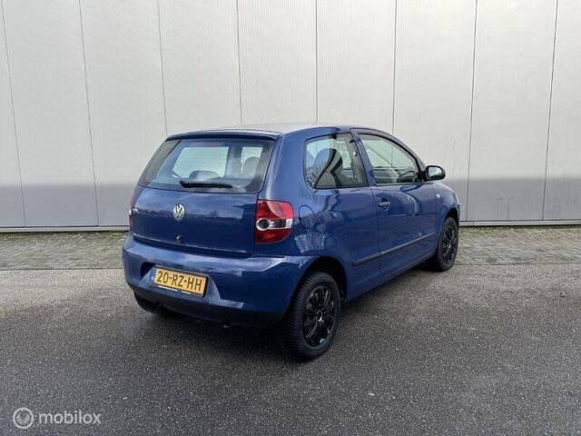 Occasion VW Fox Trendline 54 PK (39 kW) 2005 Blauw Hatchback