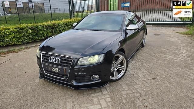 Zwart Gebruikt 2011 Audi A5 Design Coupé | € 8.950 - Afbeelding 1/4