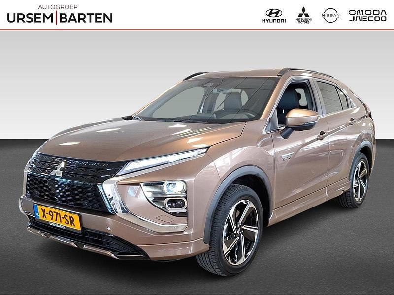 Bruin Occasion 2024 Mitsubishi Eclipse Cross SUV | € 29.930 (Eerlijke prijs) - Afbeelding 1/4