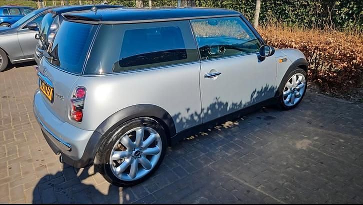 Gebruikt 2003 Mini Cooper Hatchback | € 1.450 (Goede deal) - Afbeelding 1/4