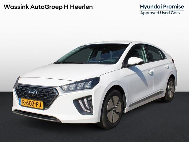 Wit Gebruikt 2022 Hyundai Ioniq Comfort Hatchback | € 21.441 (Eerlijke prijs) - Afbeelding 1/1