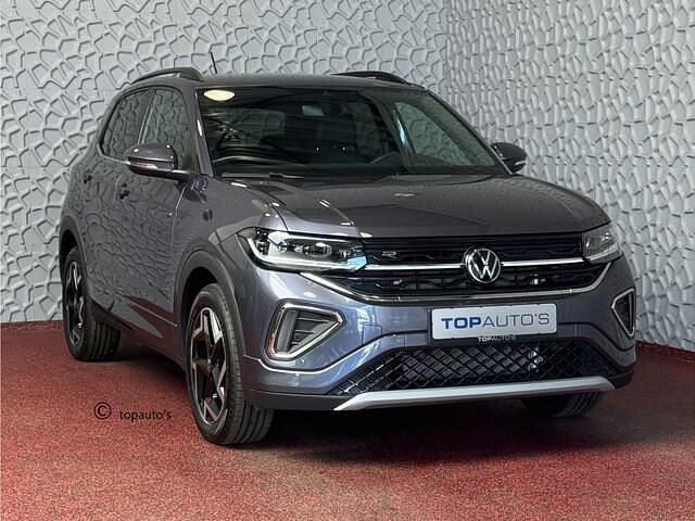 Grijs, metallic lak Gebruikt 2025 VW T-Cross R-line Edition SUV | € 39.940 (Duur) - Afbeelding 1/4